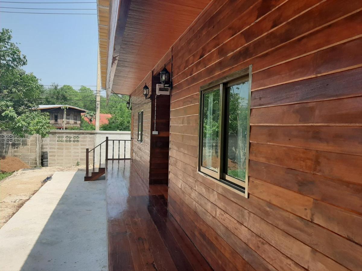 Baan Rabiangdao Uthaithani Uthai Thani Exterior foto